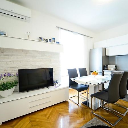 Central Palace Apartment Ζαντάρ Εξωτερικό φωτογραφία